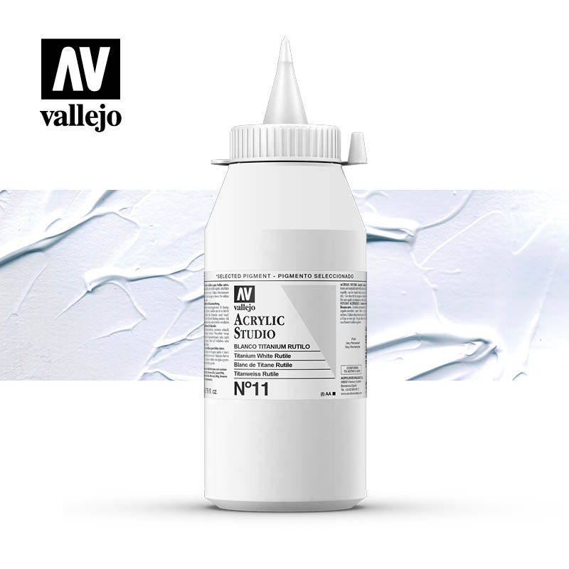 Vallejo - Acrylic Studio 11- 1000ml Titanium White (24011)-03280001